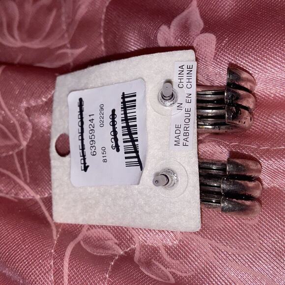 NWT Free People Mazza Hoops Huggie Modern Chunky Silver Tone Tube Triple - Picture 4 of 9